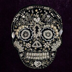 🖤 Beaded Skull Crossbody Purse – Gothic Glam Statement Bag